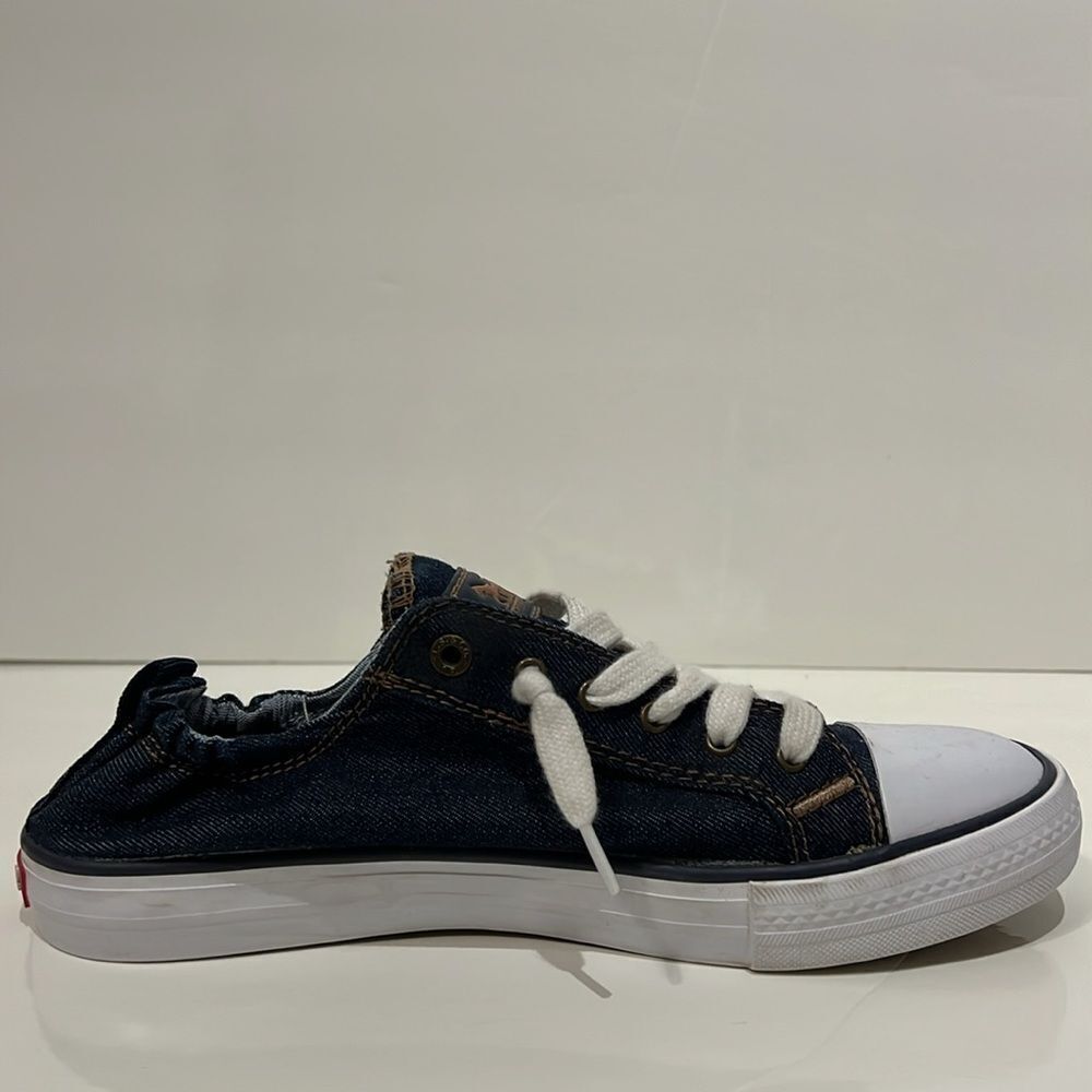Levi’s Blue Denim‎ Slip On Lace Up Sneaker Shoes Size 8.5 - Picture 4 of 14